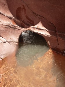 arche naturelle dans la clue du raton