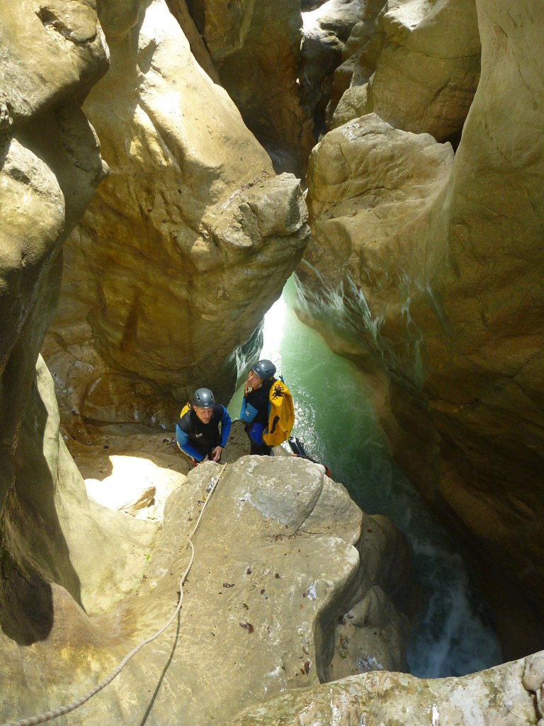 canyoning verdon eau vive rafting canoe
