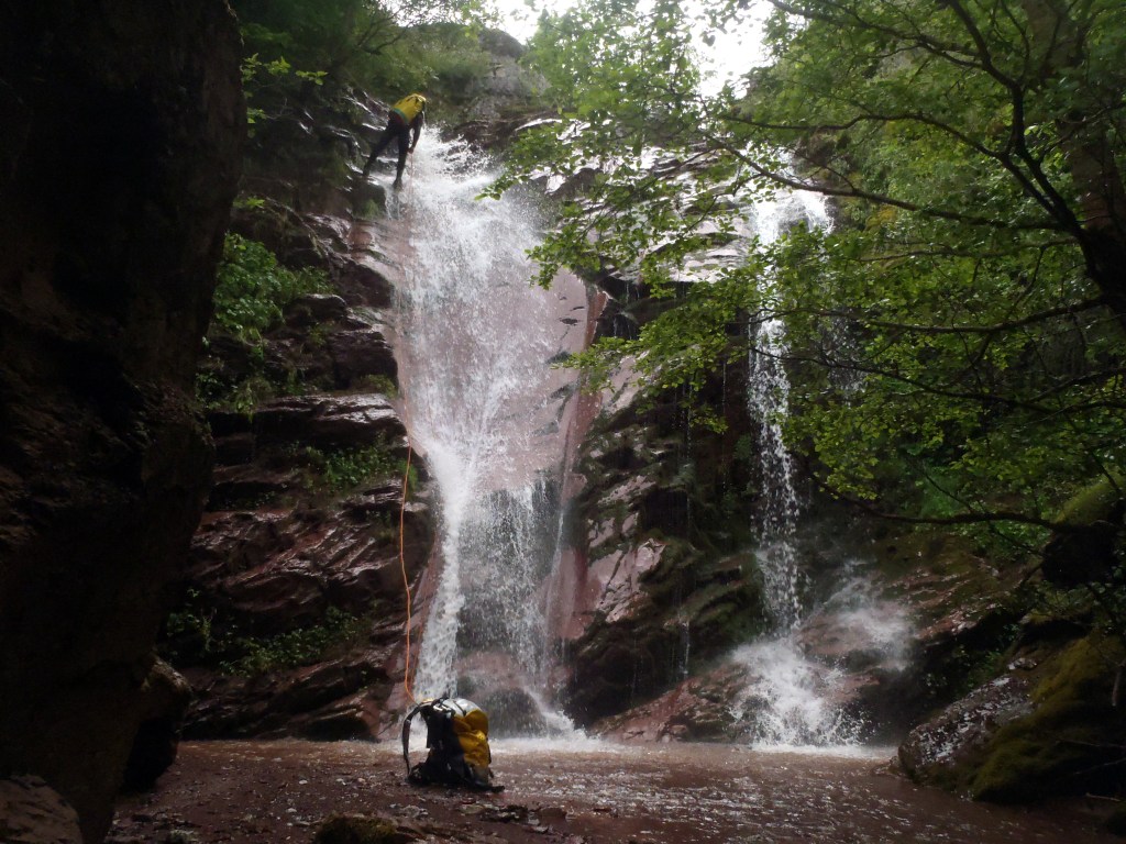 canyoning guillaumes aventure puget thenier daluis