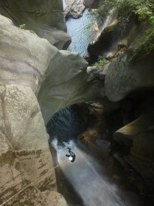 canyon tessin canyon encadrement guide biasca bellinzona