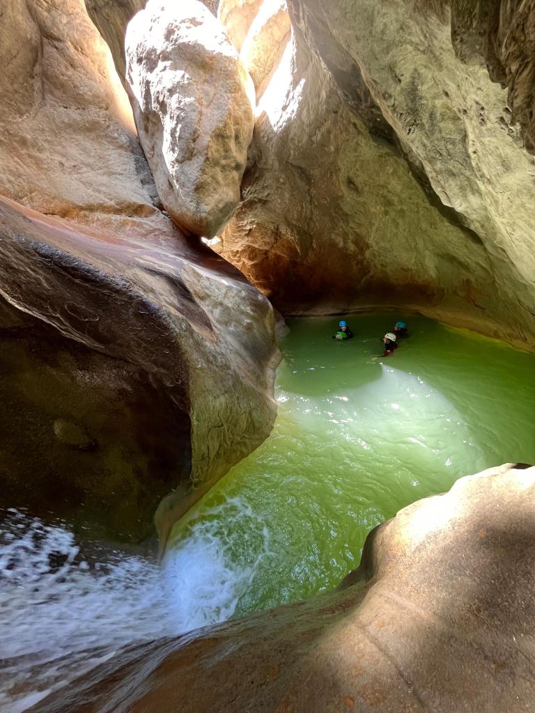 beau saut dans le riolan
